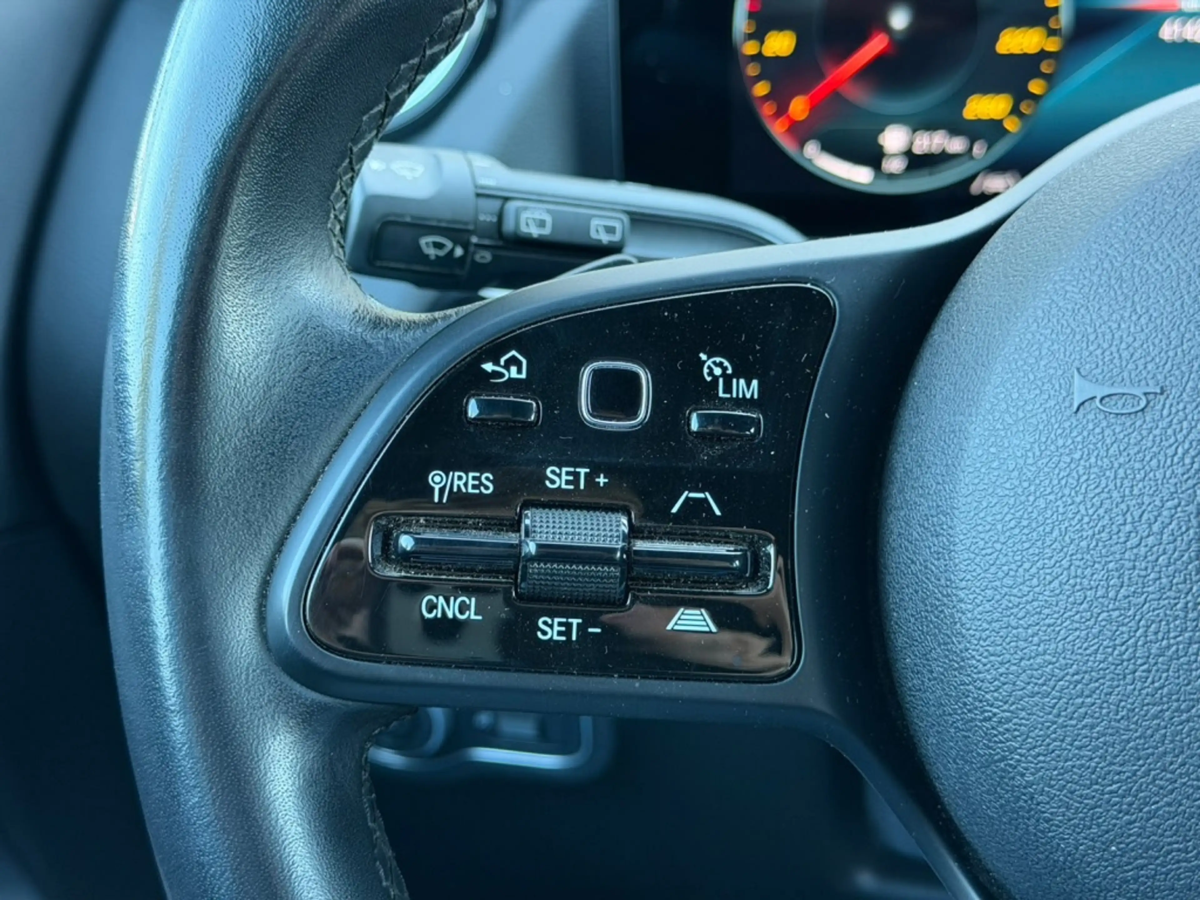 Mercedes-Benz GLA 250 e Luxury Line | Trekhaak | Carplay | ACC — photo 19