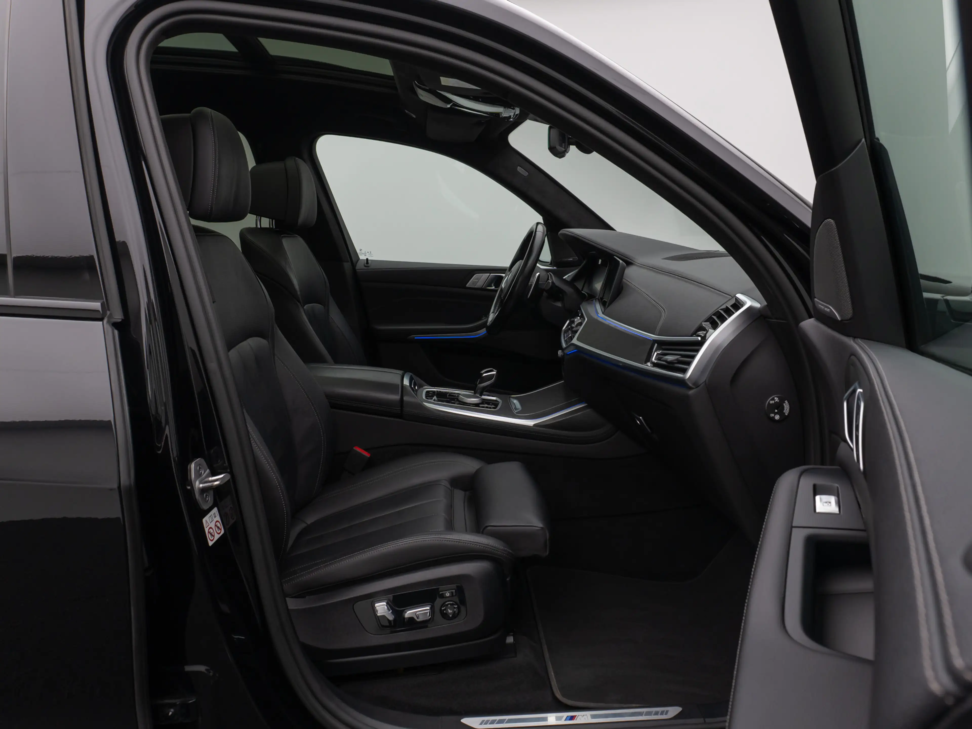 BMW X7 M Sport Panorama 360°HUD DAB H K SoftCL — photo 24
