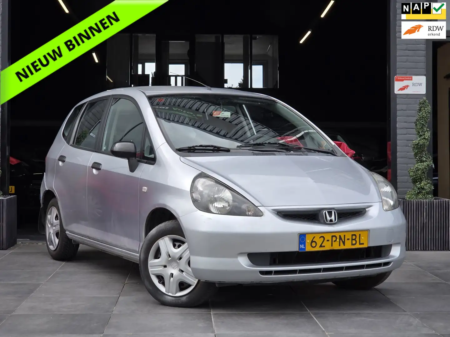 Honda Jazz 1.2 S|APK| NAP| Elektrische ramen| 5 Deuren Grijs - 1