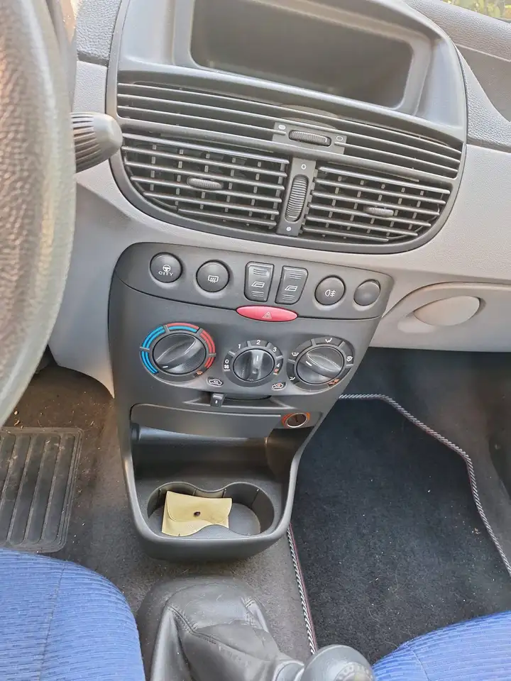 Fiat Punto 1.200 benzina, foto 5