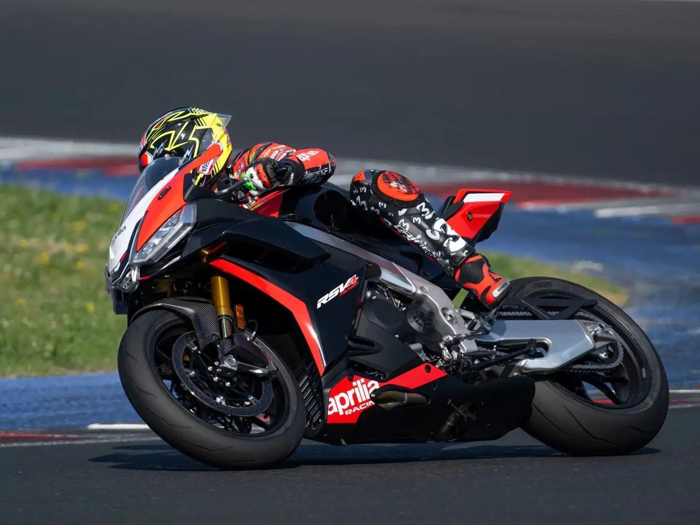 Aprilia RSV4 Negru - 2