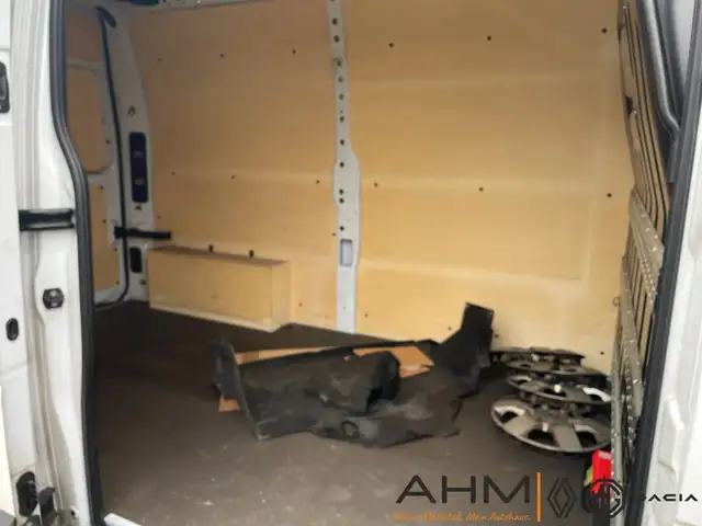 Renault Master view 18