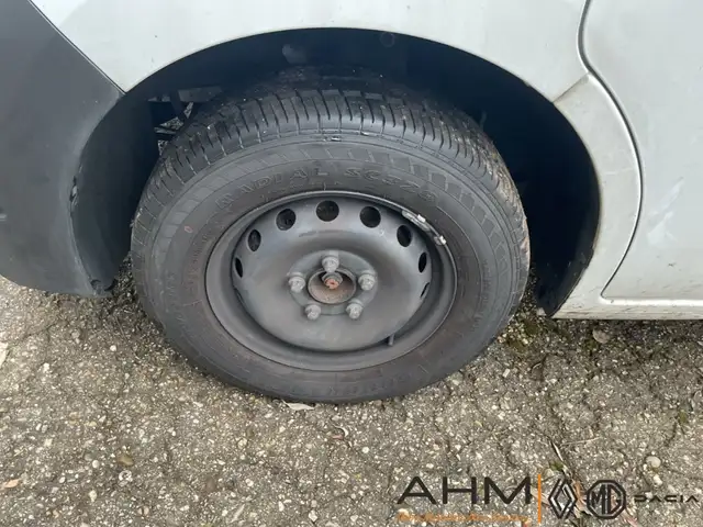Renault Master view 9