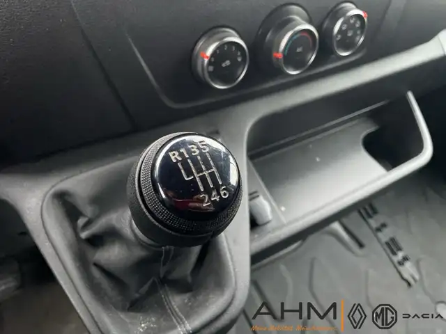 Renault Master view 14