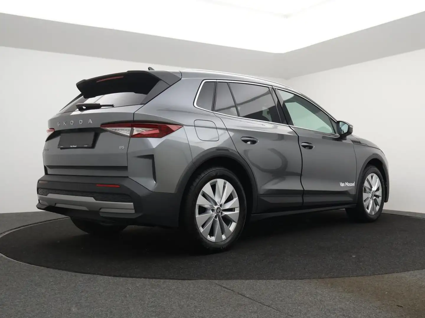 Skoda Elroq NEW Elroq Corporate 85 285PK / DEMO Gris - 2