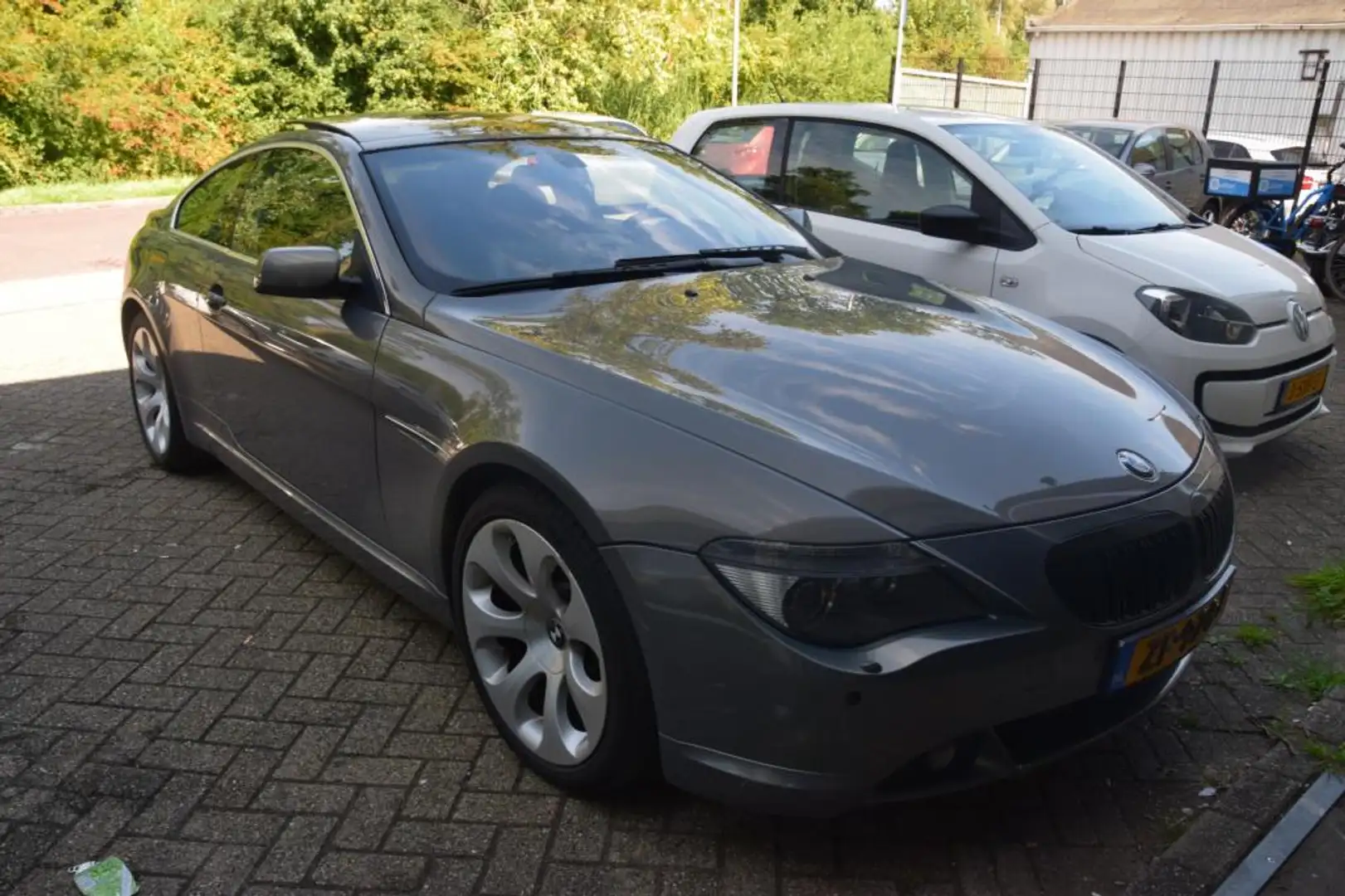 BMW 645 6-serie 645Ci S in naam van onze klant te koop pra Grijs - 2