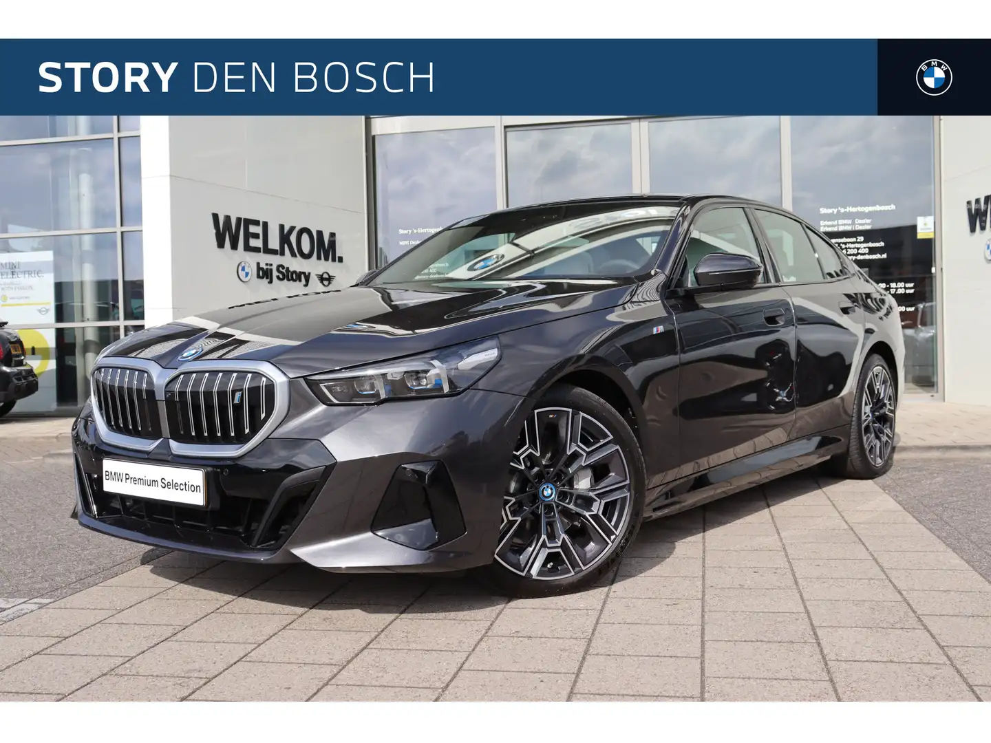 BMW i5 eDrive40 High Executive M Sport / Panoramadak / Ad Grijs - 1