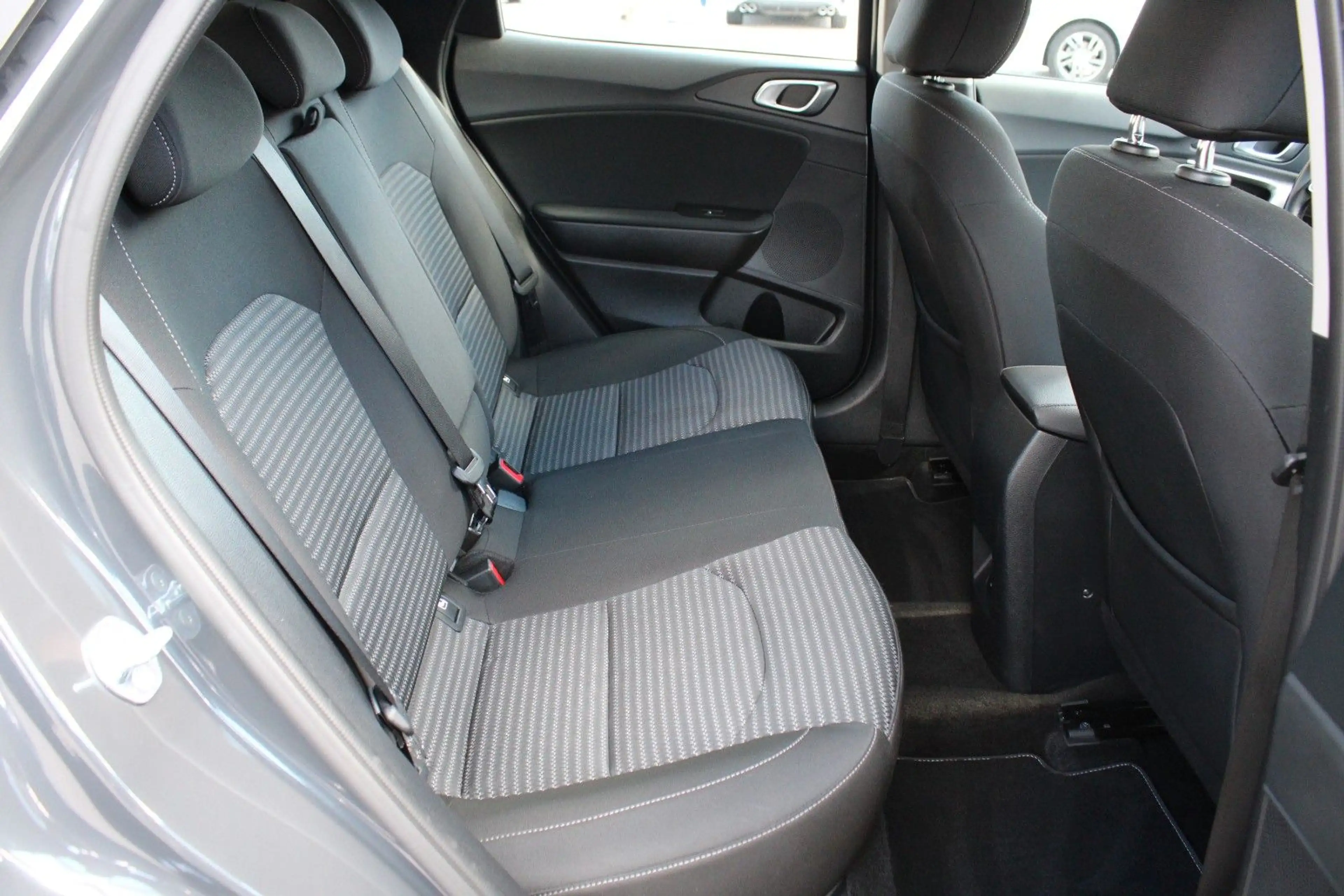 Kia XCeed 1.0T-GDi Edition 7 — photo 7