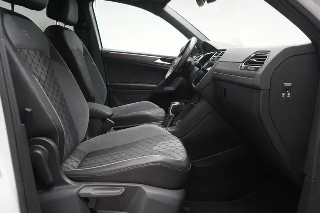 Volkswagen Tiguan view 7