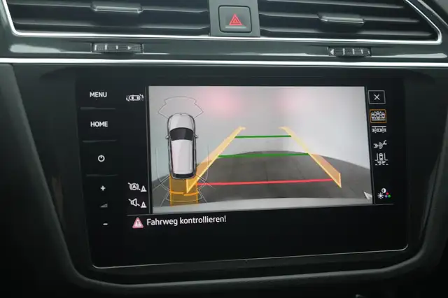 Volkswagen Tiguan view 14