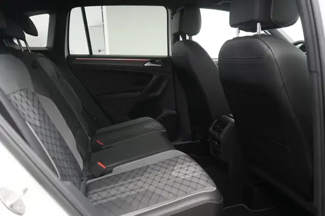 Volkswagen Tiguan view 9
