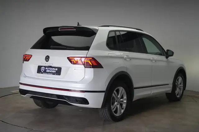 Volkswagen Tiguan view 6