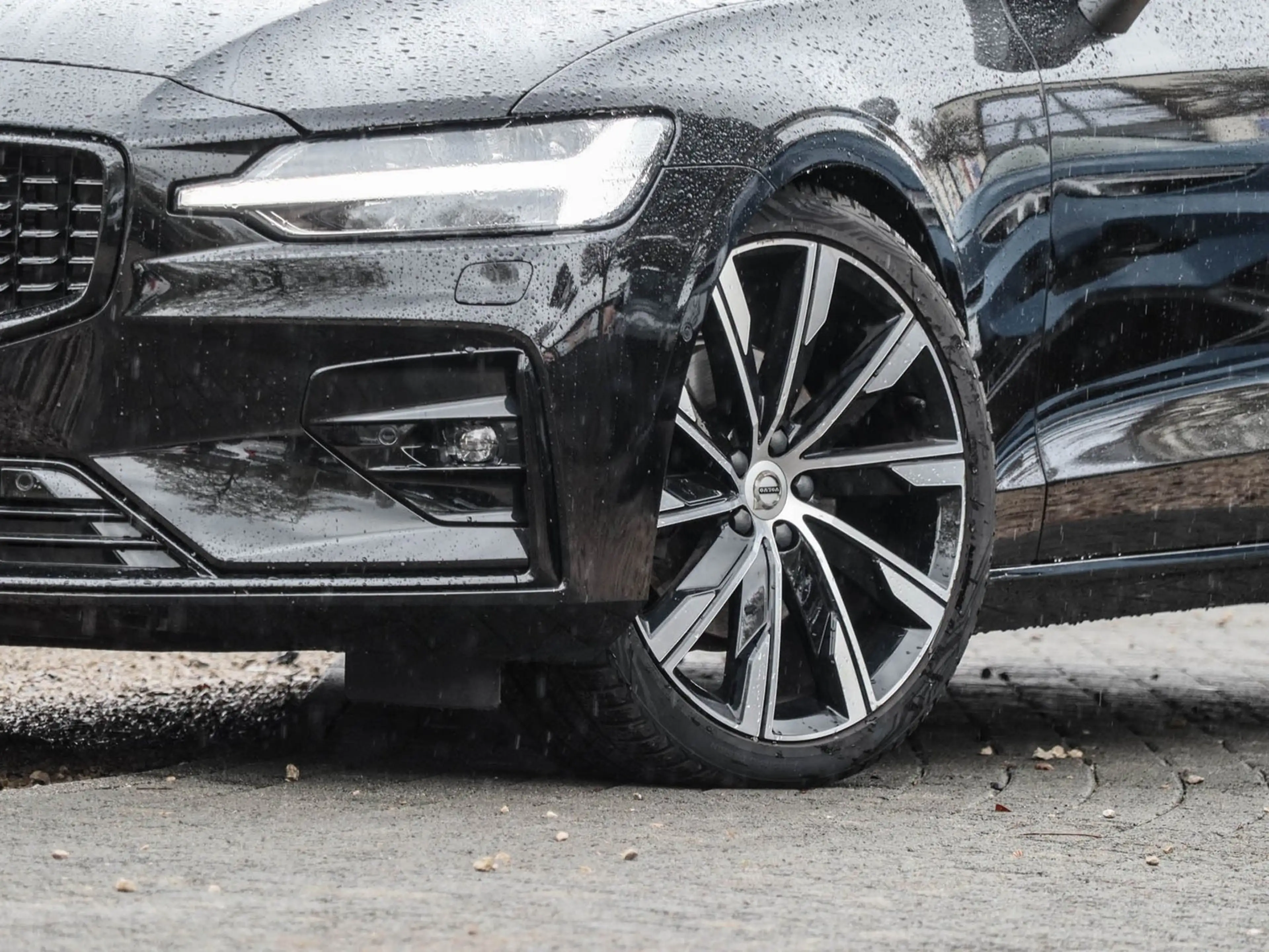 Volvo S60 B4 Plus Dark Aut. Navi*PDC*LED — photo 5