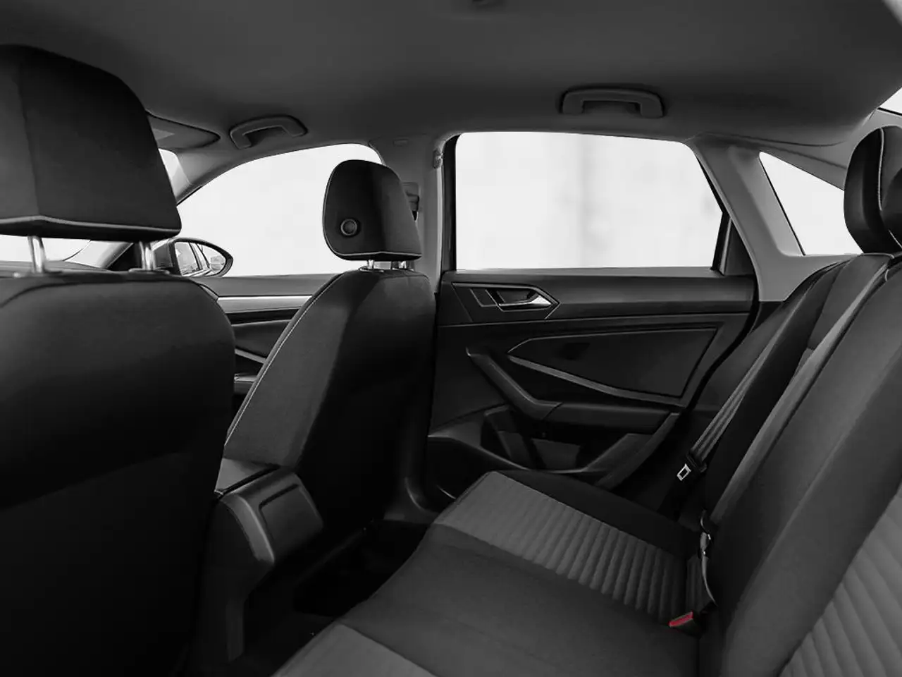 Volkswagen Jetta снимка Volkswagen Jetta