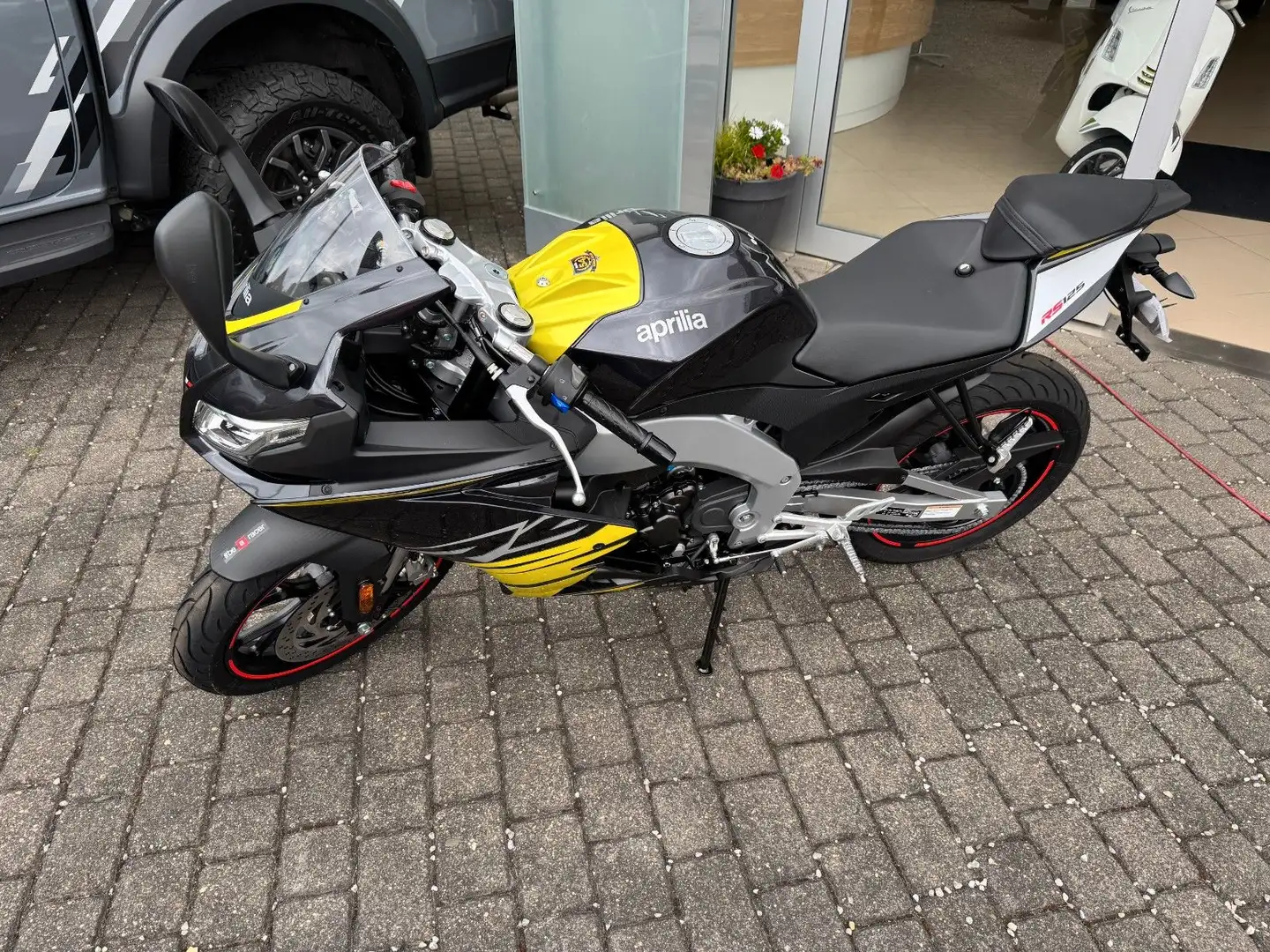 Aprilia RS 125 E5+ Euro 5 + ABS LED Jaune - 1