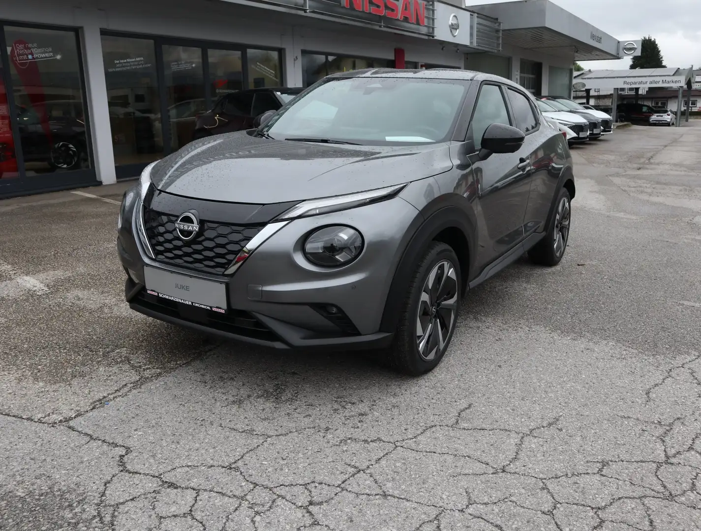 Nissan Juke Superfly Hybrid Grau - 1
