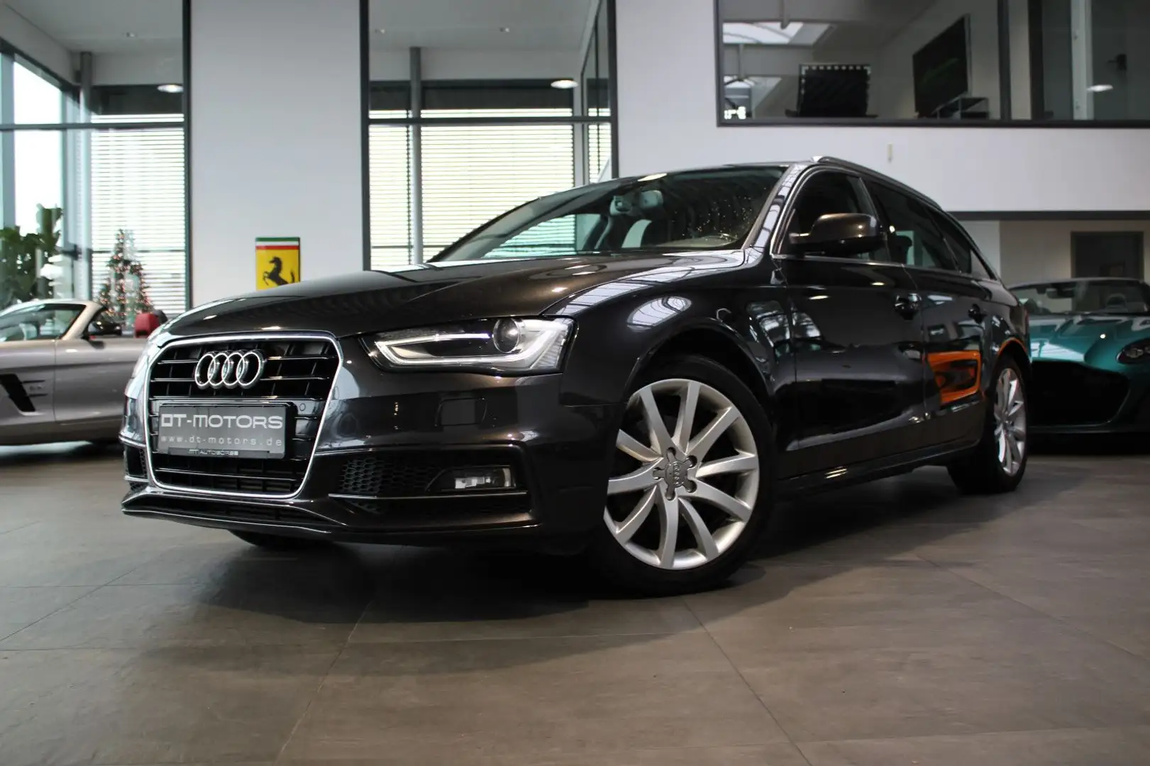 Audi A4 AVANT 1.8 TFSI AUTOMATIK *S LINE* & EXTRA`S Grau - 1