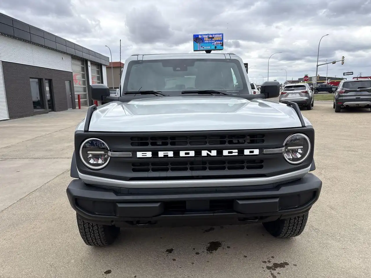 Ford Bronco снимка Ford Bronco