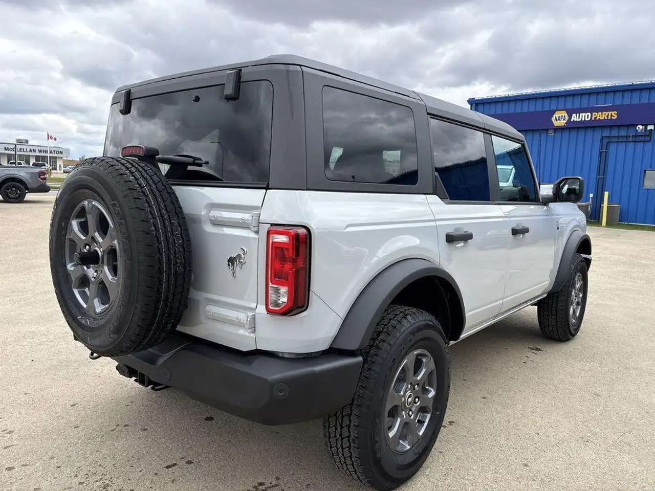 Ford Bronco снимка Ford Bronco