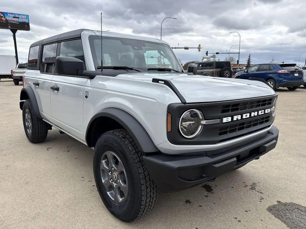 Ford Bronco снимка Ford Bronco
