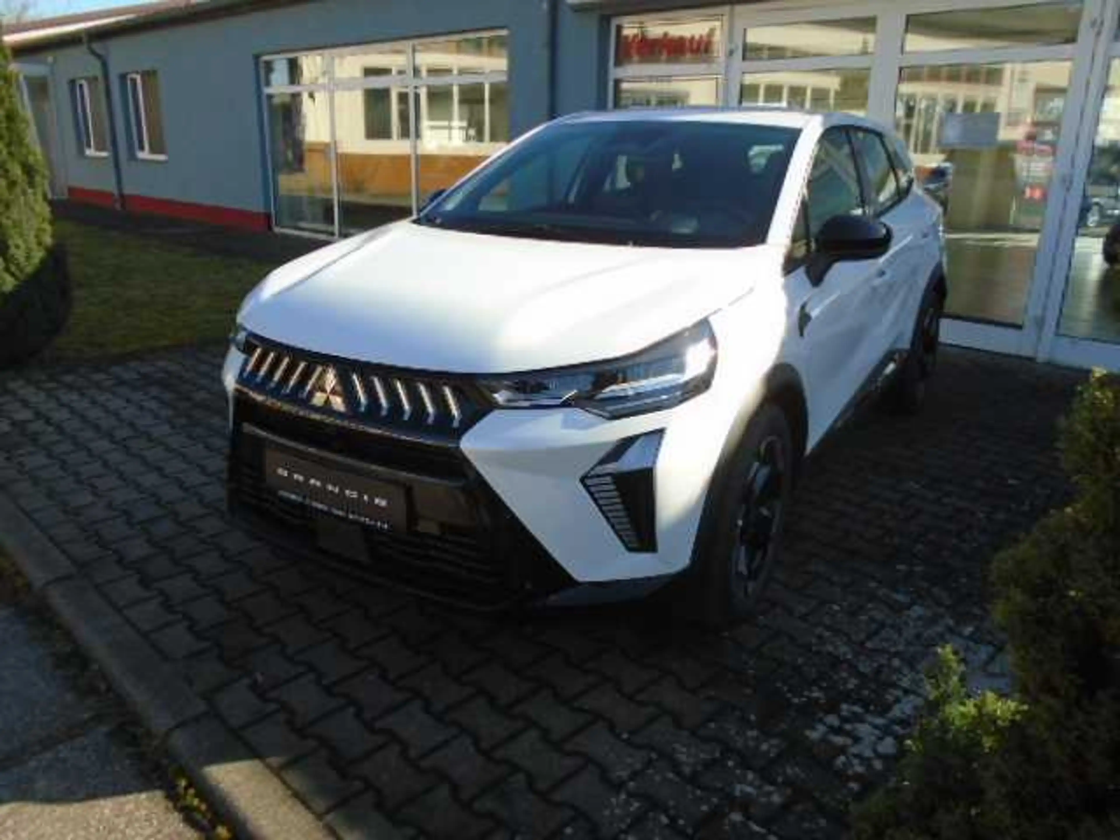 Mitsubishi Grandis Diamant PLUS 1.3 T-Benziner 7-DCT — photo 5