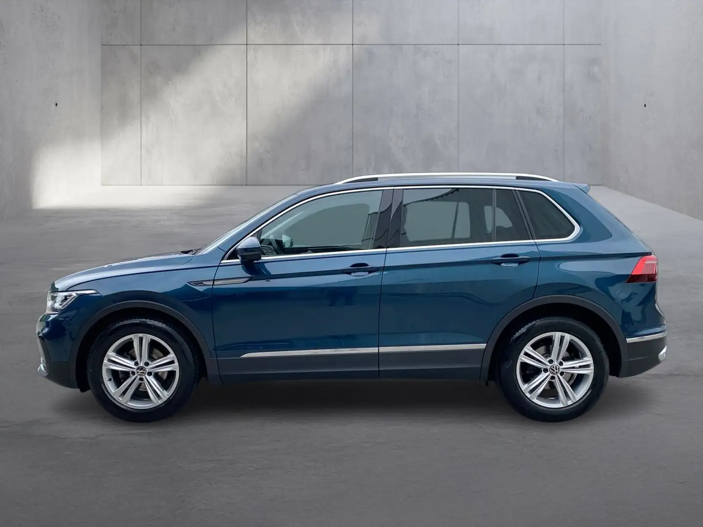 Volkswagen Tiguan Elegance TDI DSG Blau - 2