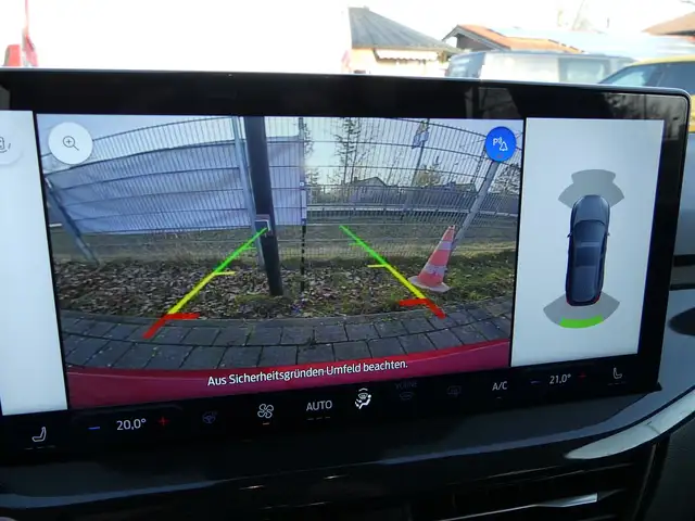 Ford Focus view 10