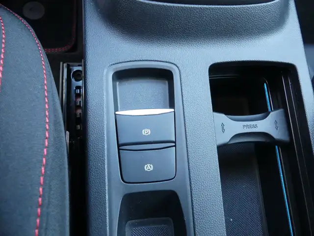 Ford Focus view 13