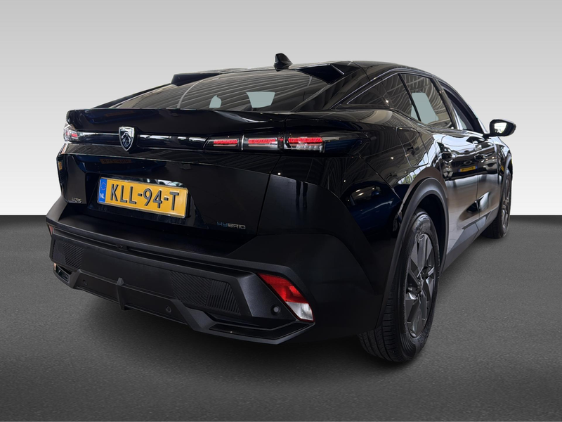 Peugeot 408 1.6 HYbrid Allure Pack 180 EAT8 — photo 9