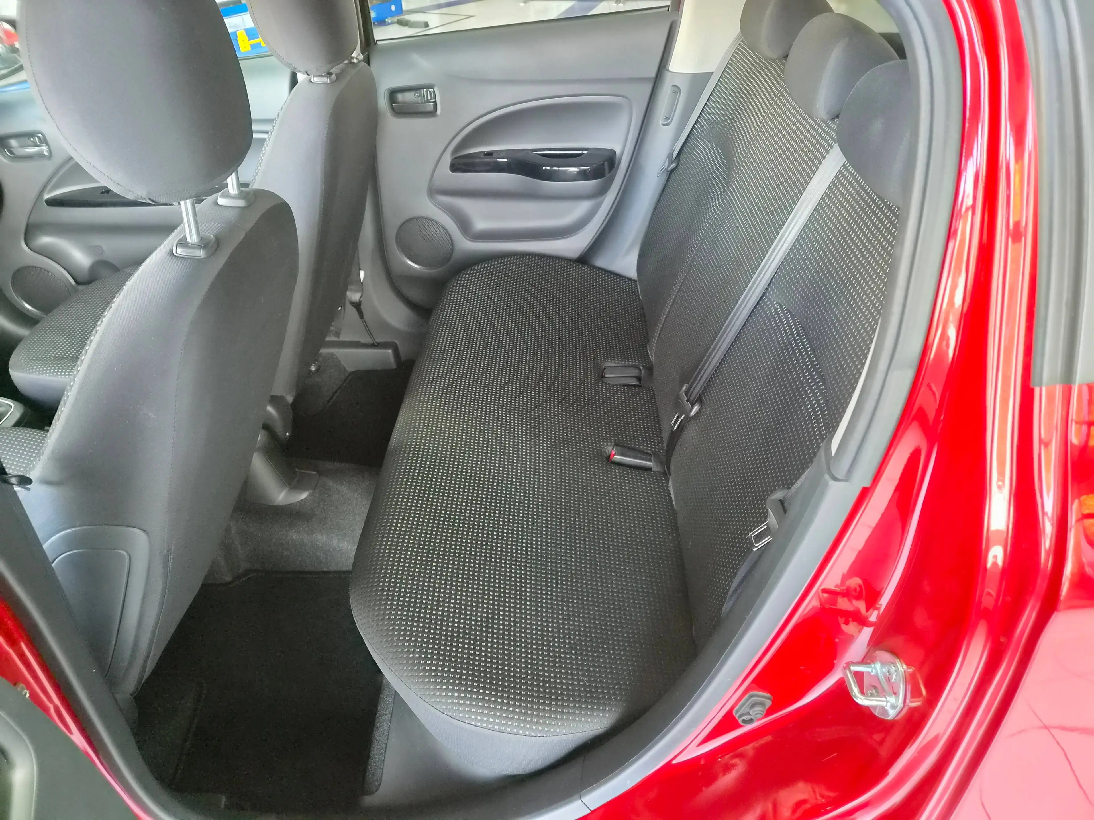 Mitsubishi Space Star 1.2 Clear Tec Diamant Edition + — photo 6