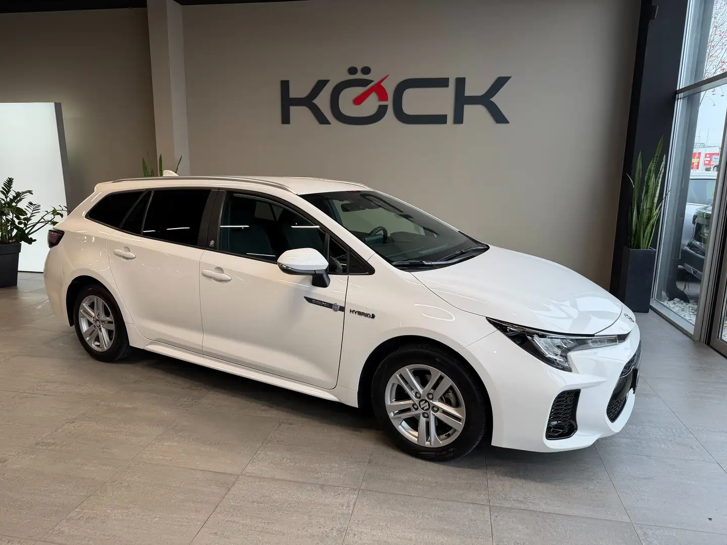 Suzuki Swace HEV E-CVT Shine Weiß - 1