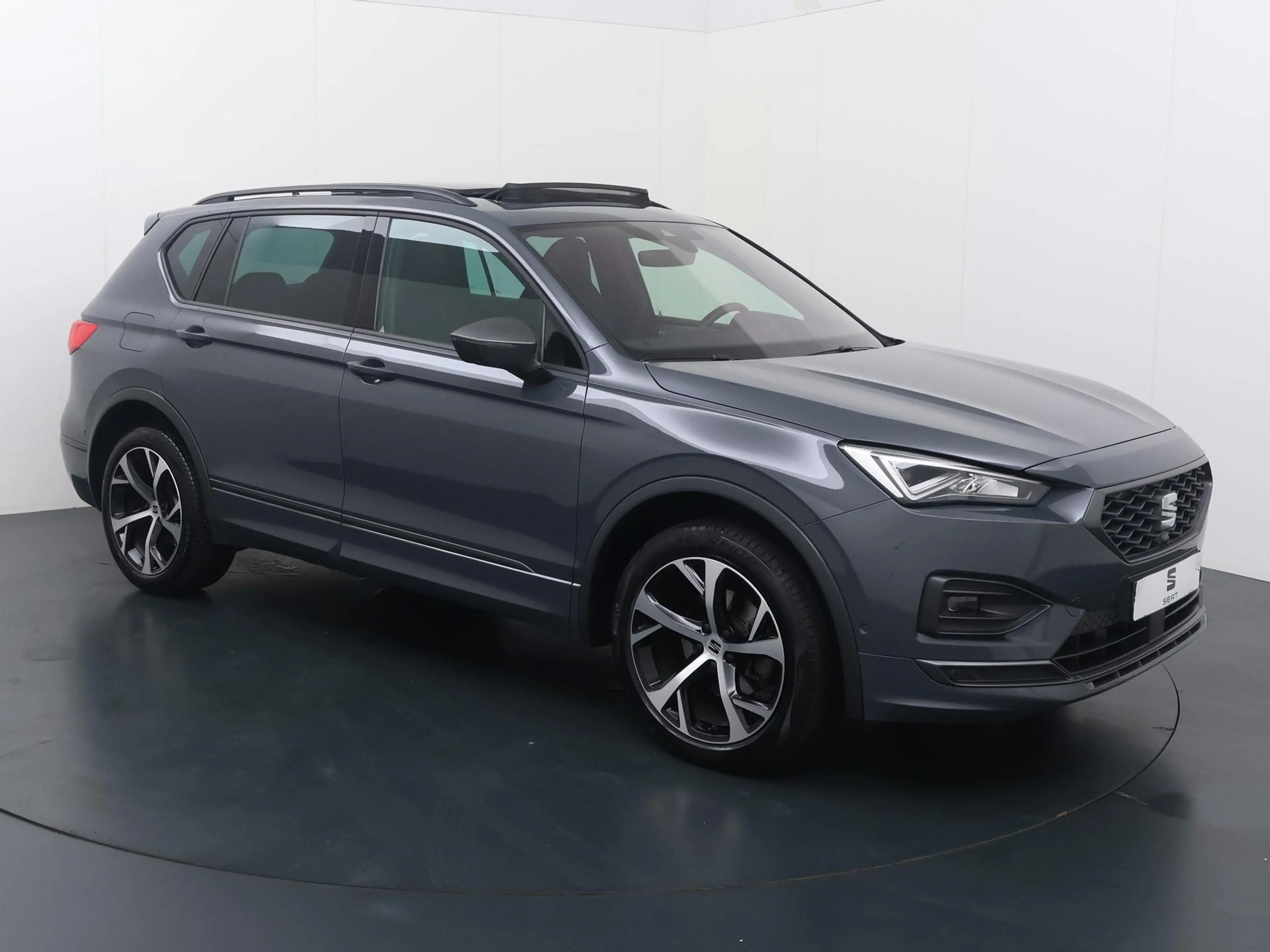 SEAT Tarraco 1.5 TSI FR Business Intense | 150 PK | Trekhaak we — photo 3