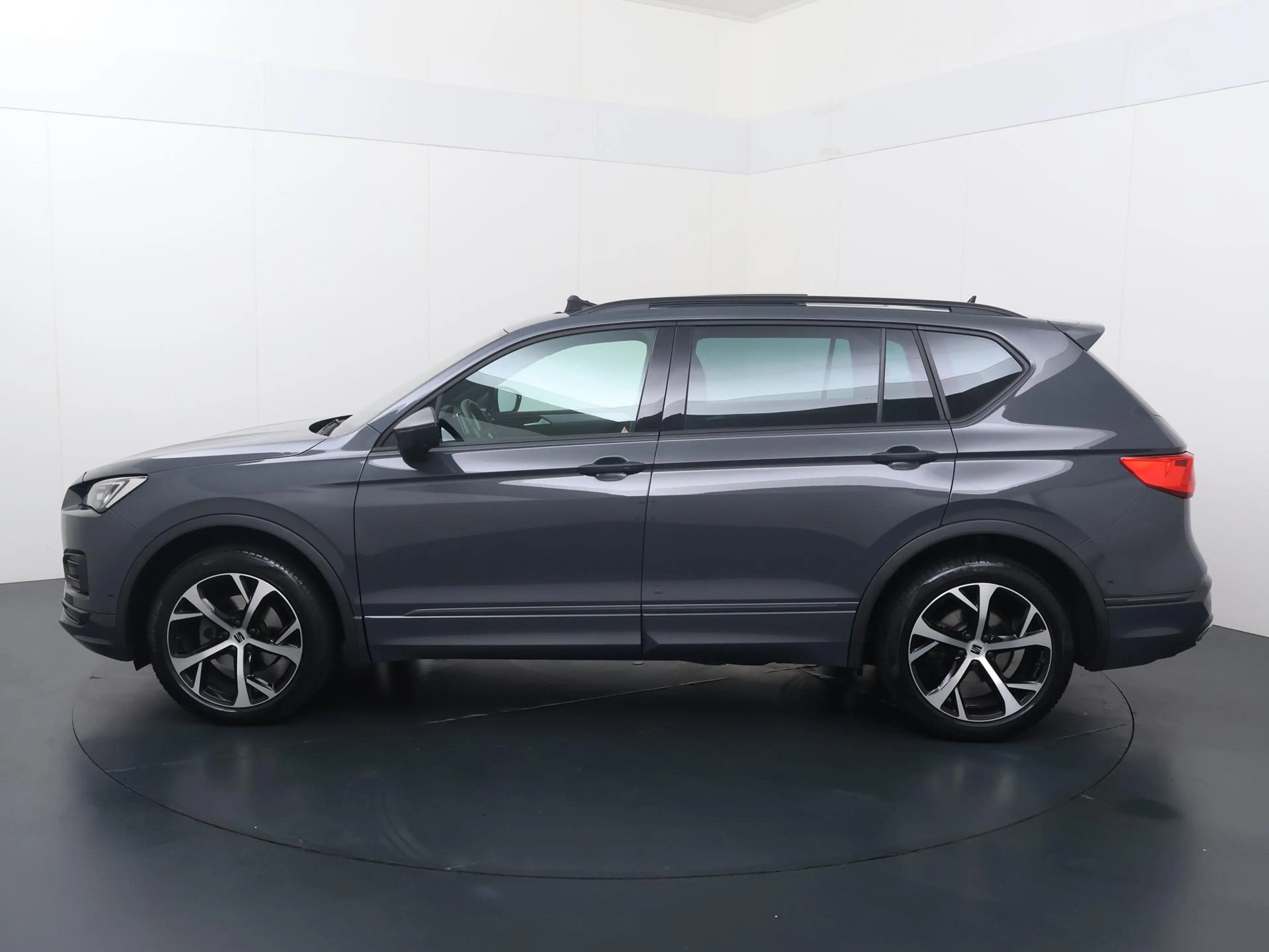 SEAT Tarraco 1.5 TSI FR Business Intense | 150 PK | Trekhaak we — photo 2