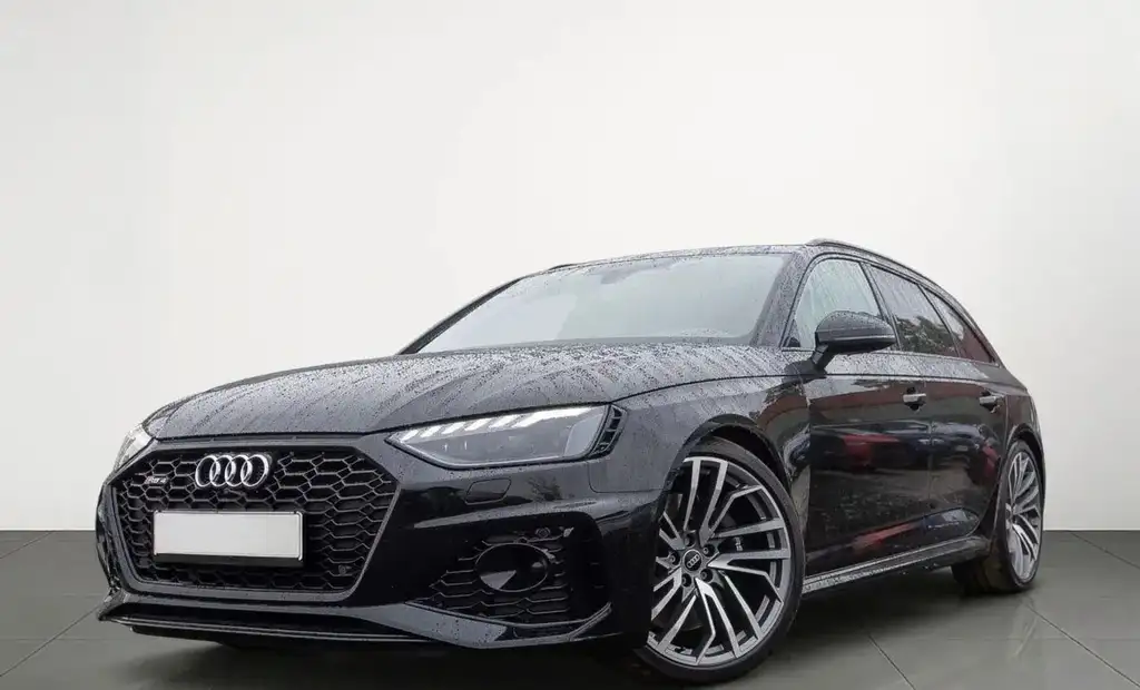 Audi RS4 2024 из Европы — купить под ключ