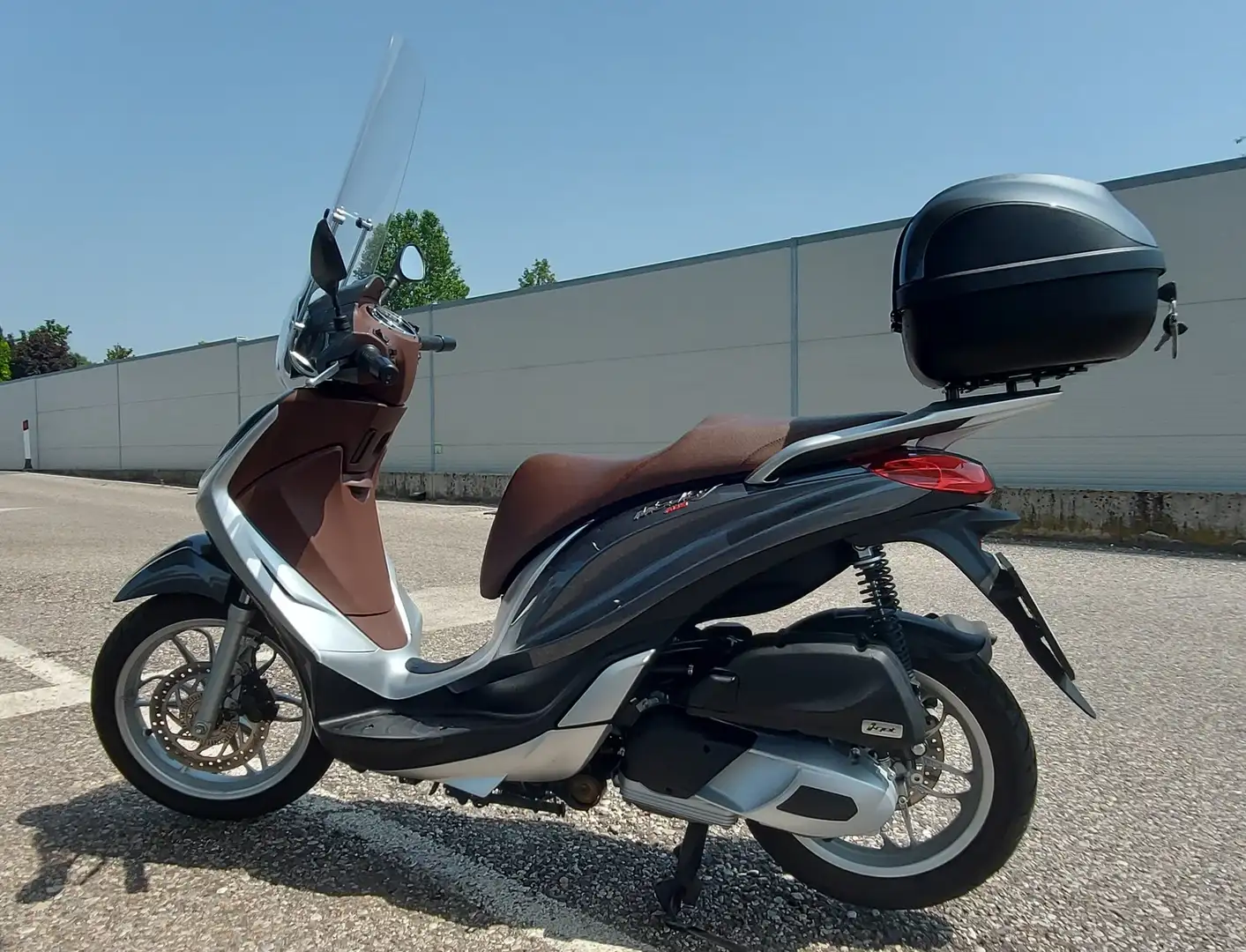 Piaggio Medley 125 125 ABS Gris - 1
