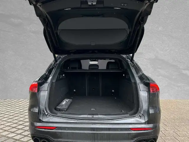 Maserati Grecale view 10
