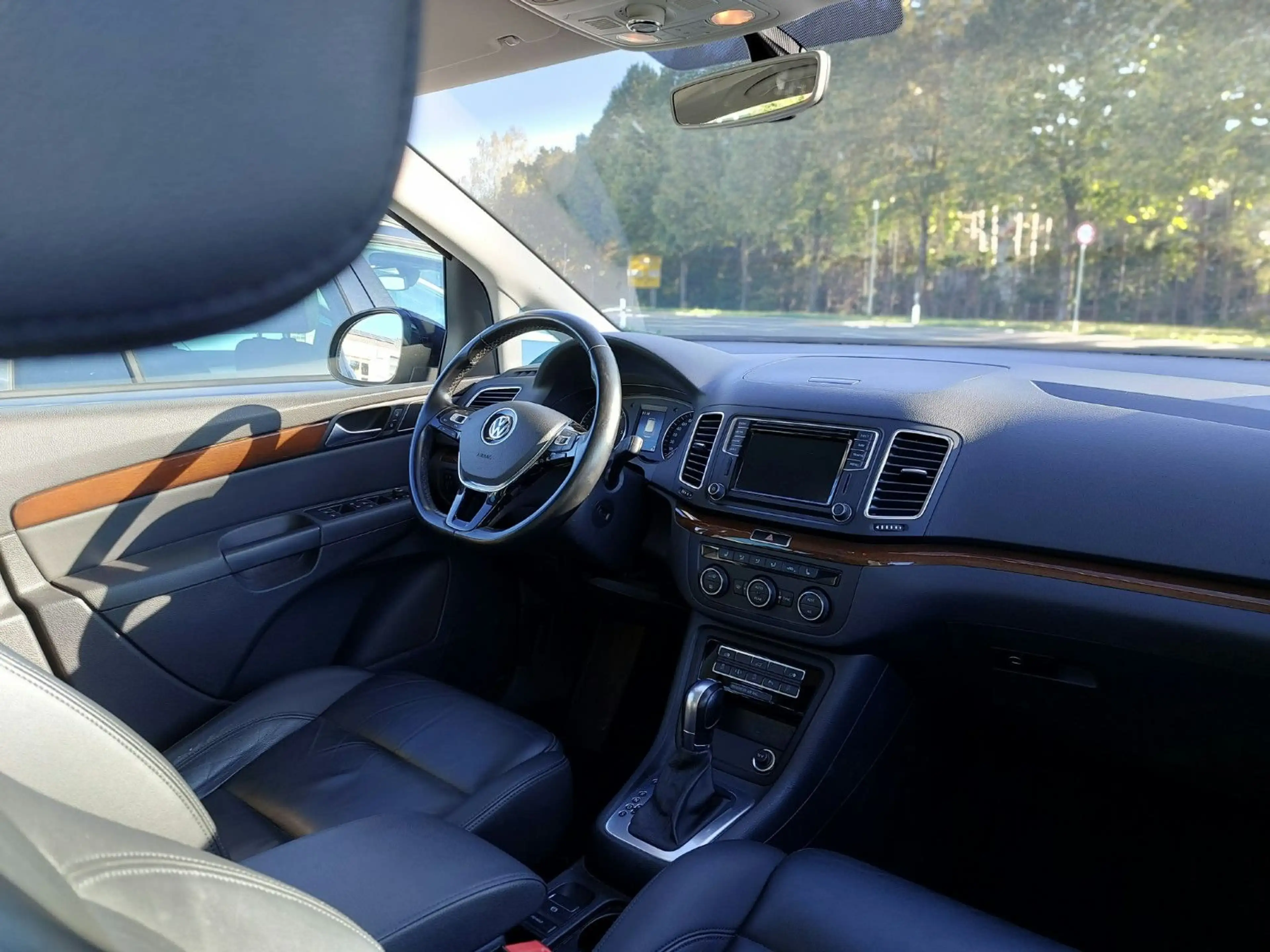 Volkswagen Sharan Highline — photo 5