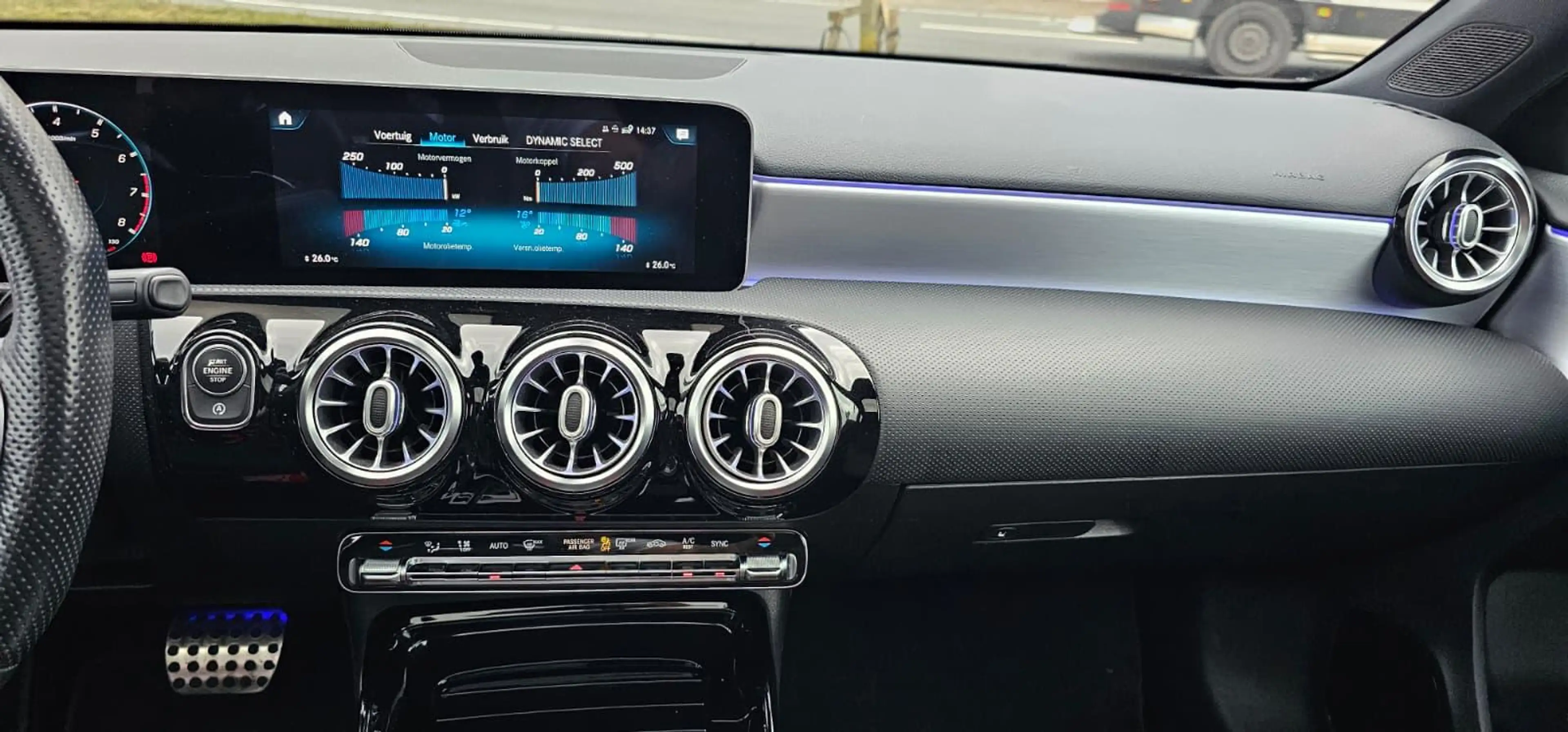 Mercedes-Benz A 35 AMG A 4MATIC — photo 7