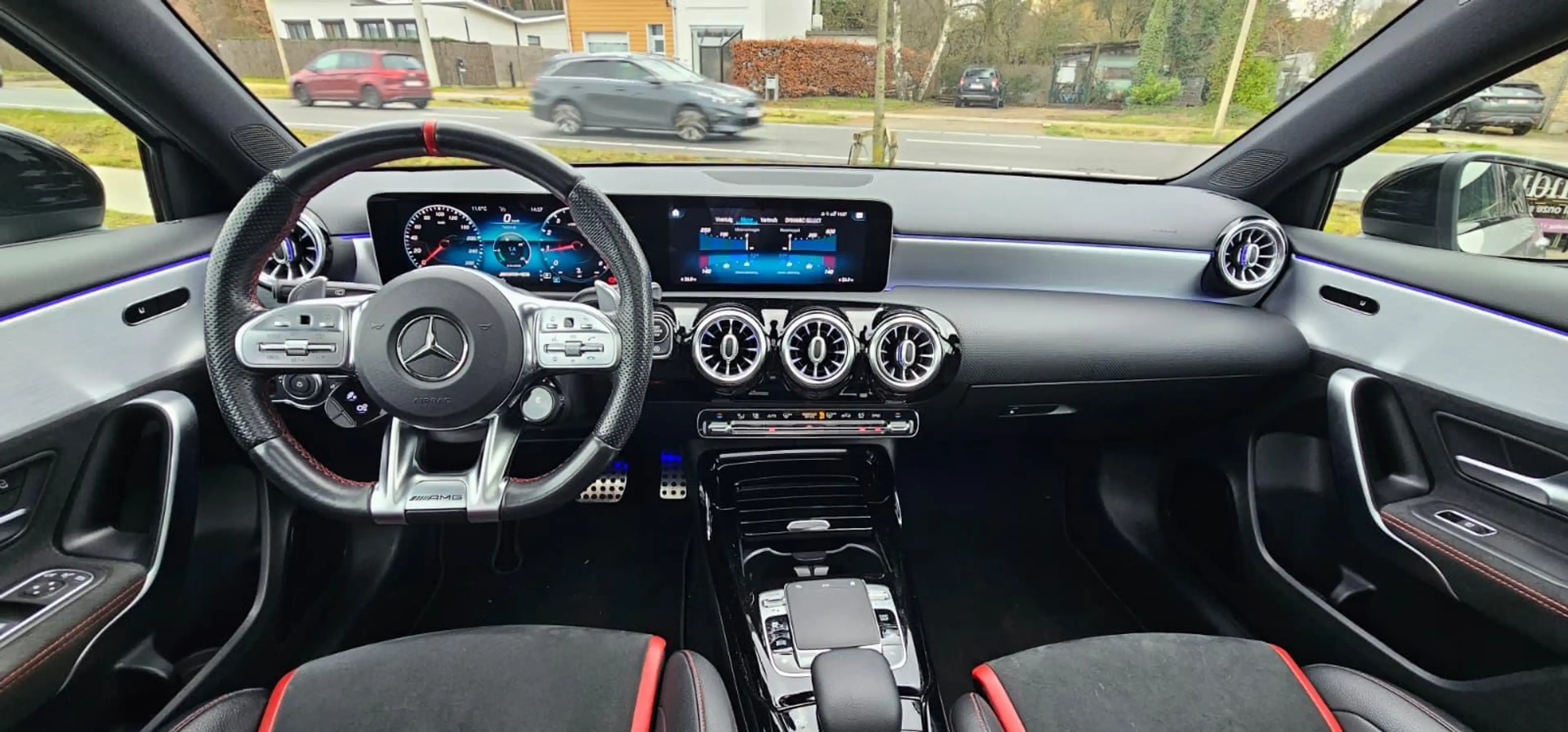 Mercedes-Benz A 35 AMG A 4MATIC — photo 5