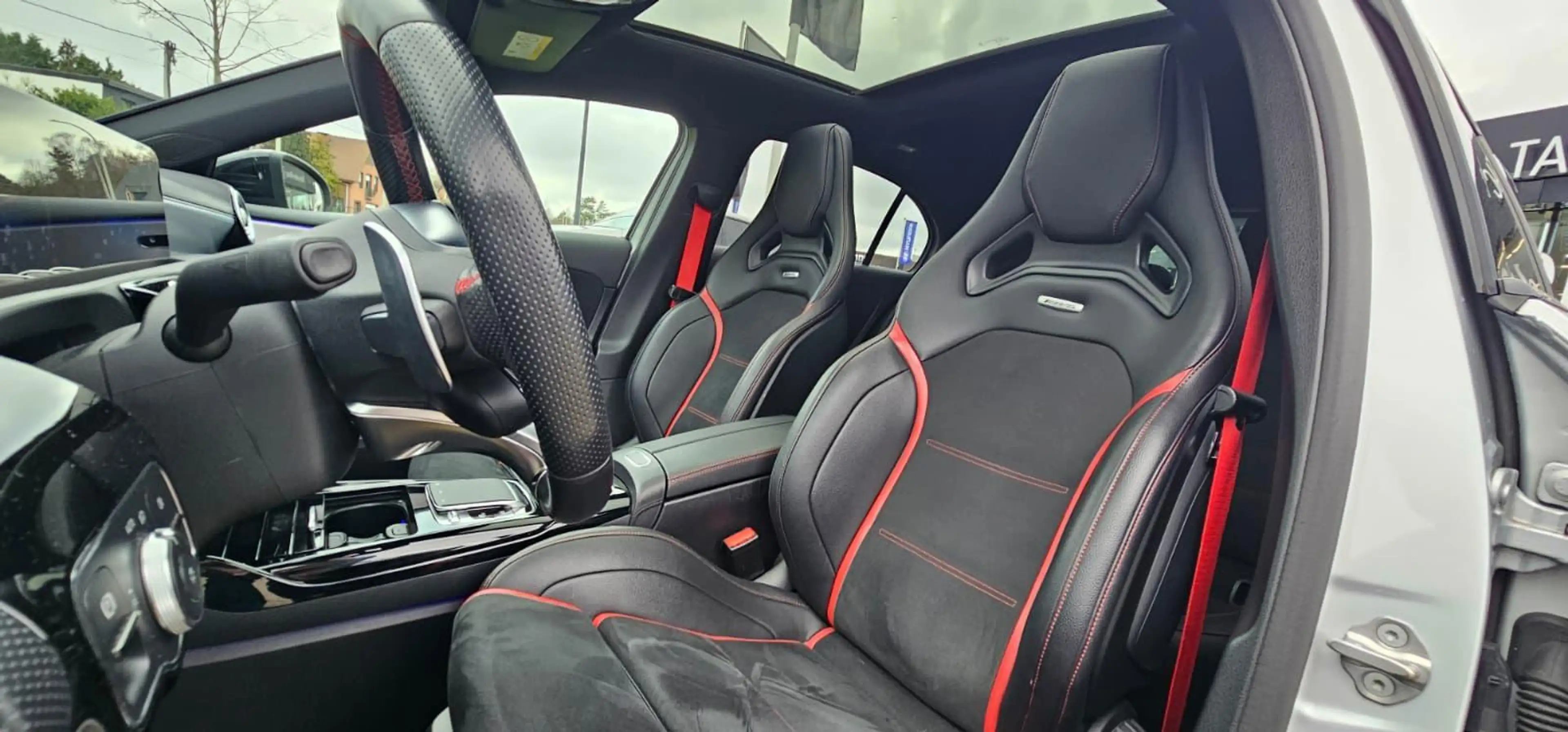 Mercedes-Benz A 35 AMG A 4MATIC — photo 10