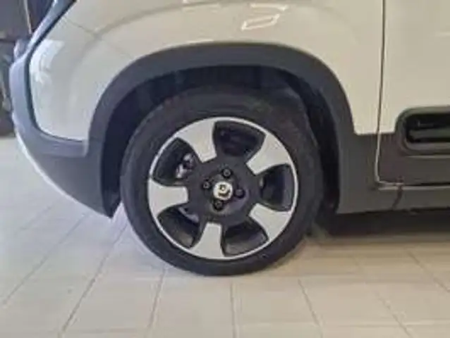 Fiat Panda view 4