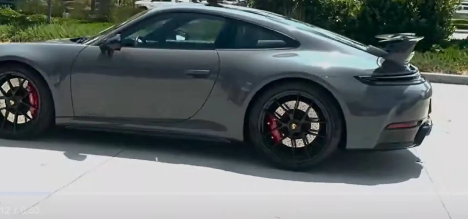 Porsche 992 Carrera GTS T hybrid Coupe Grijs - 1