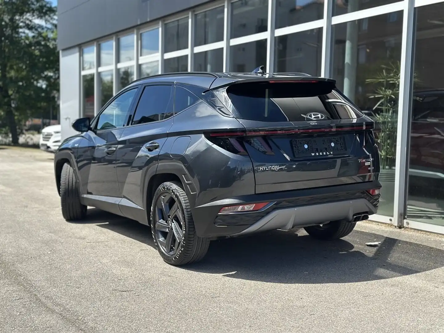 Hyundai TUCSON Tucson 1,6 CRDI 4WD 48V Trend Line Plus DCT Grau - 2