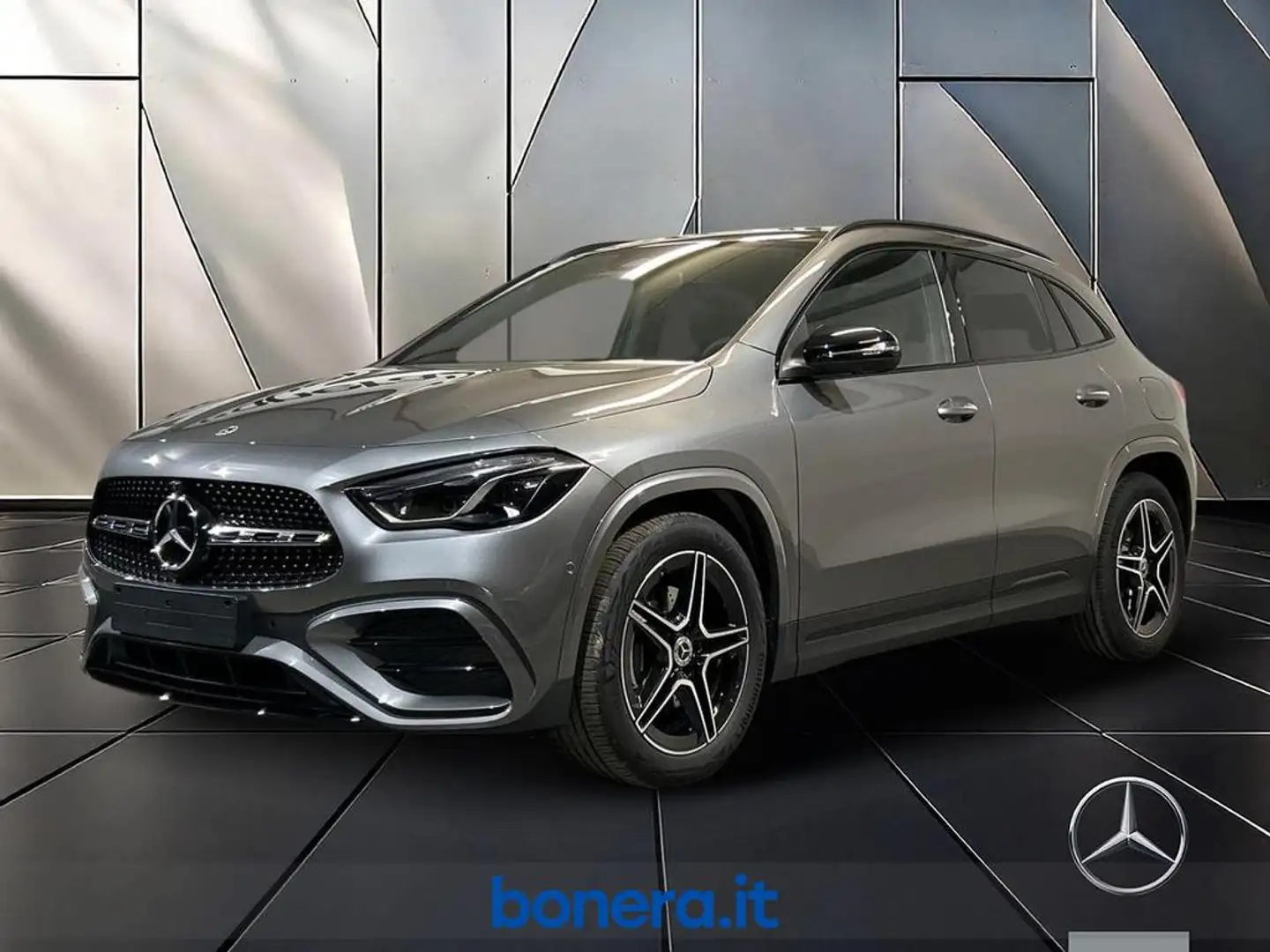 Mercedes-Benz GLA 200 d AMG Line Advanced Plus Tech Edition auto Grigio - 1