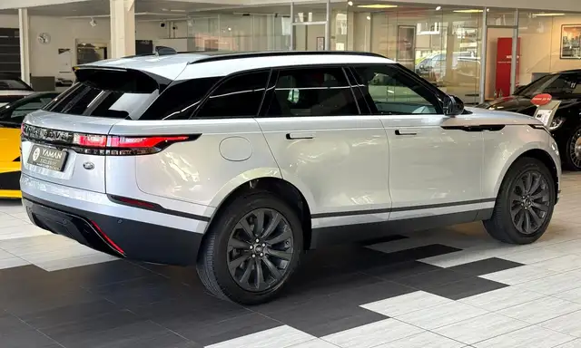 Land Rover Range Rover Velar view 7