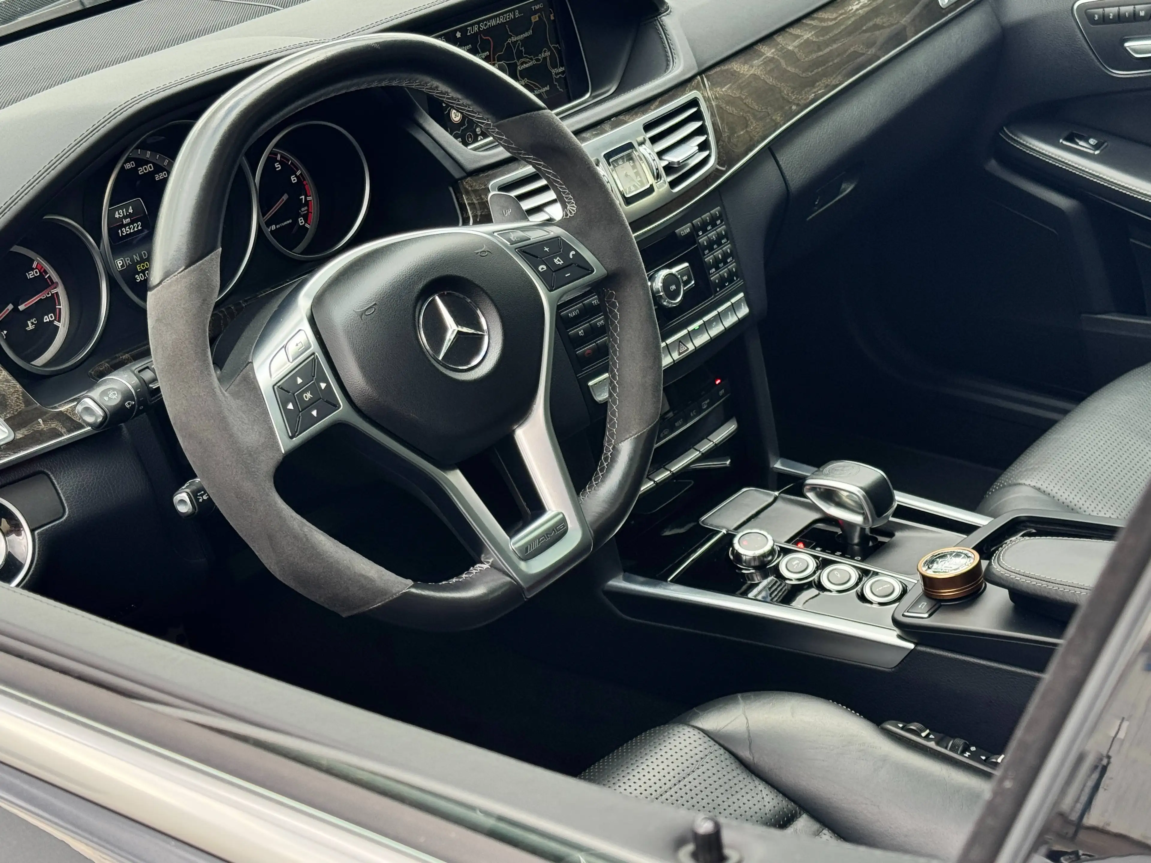 Mercedes-Benz E 63 AMG E 63 S AMG 5.5L Bi-Turbo 4Matic Harman Kardon Panorama LED SHZ+Belüftung 360° Kam — photo 10