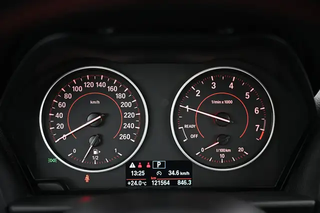BMW 2 Series view 20