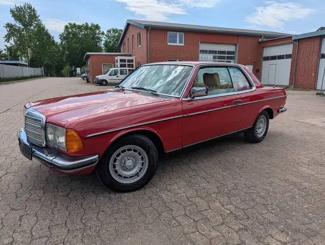 Mercedes-Benz 280 CE  W123 Coupe 6 Zylinder,el-SSD, LM Felgen, super Zustand