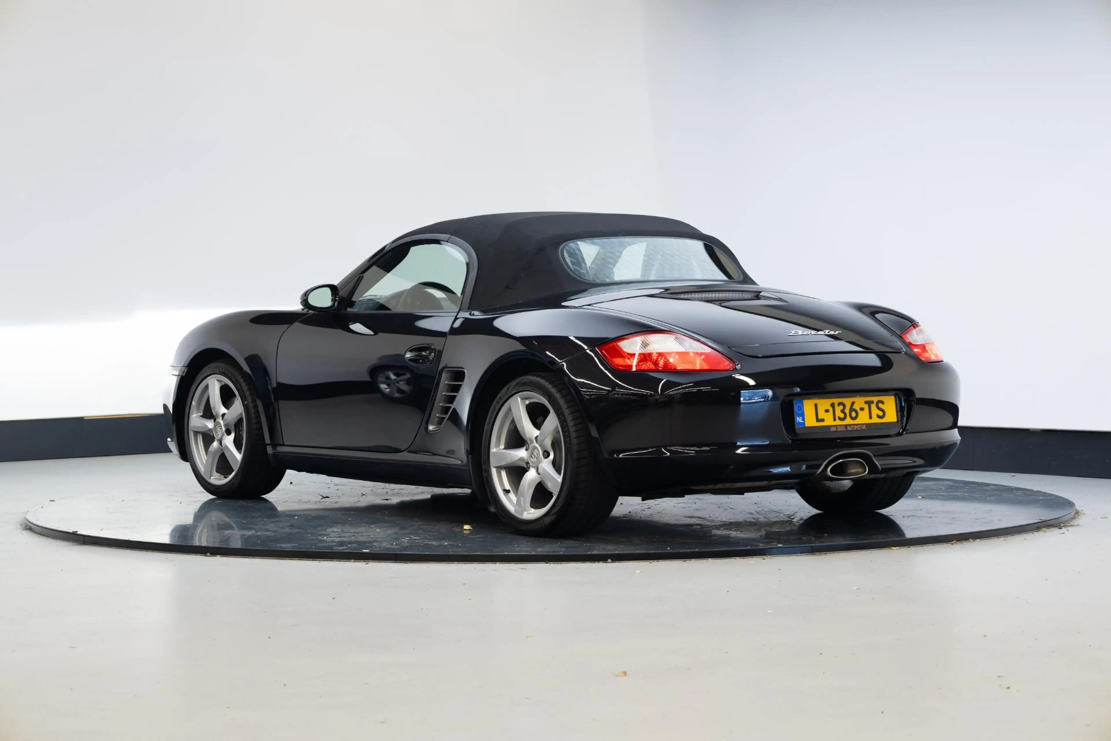 Porsche Boxster 2.7 | Xenon | Bose | Leder | — photo 2