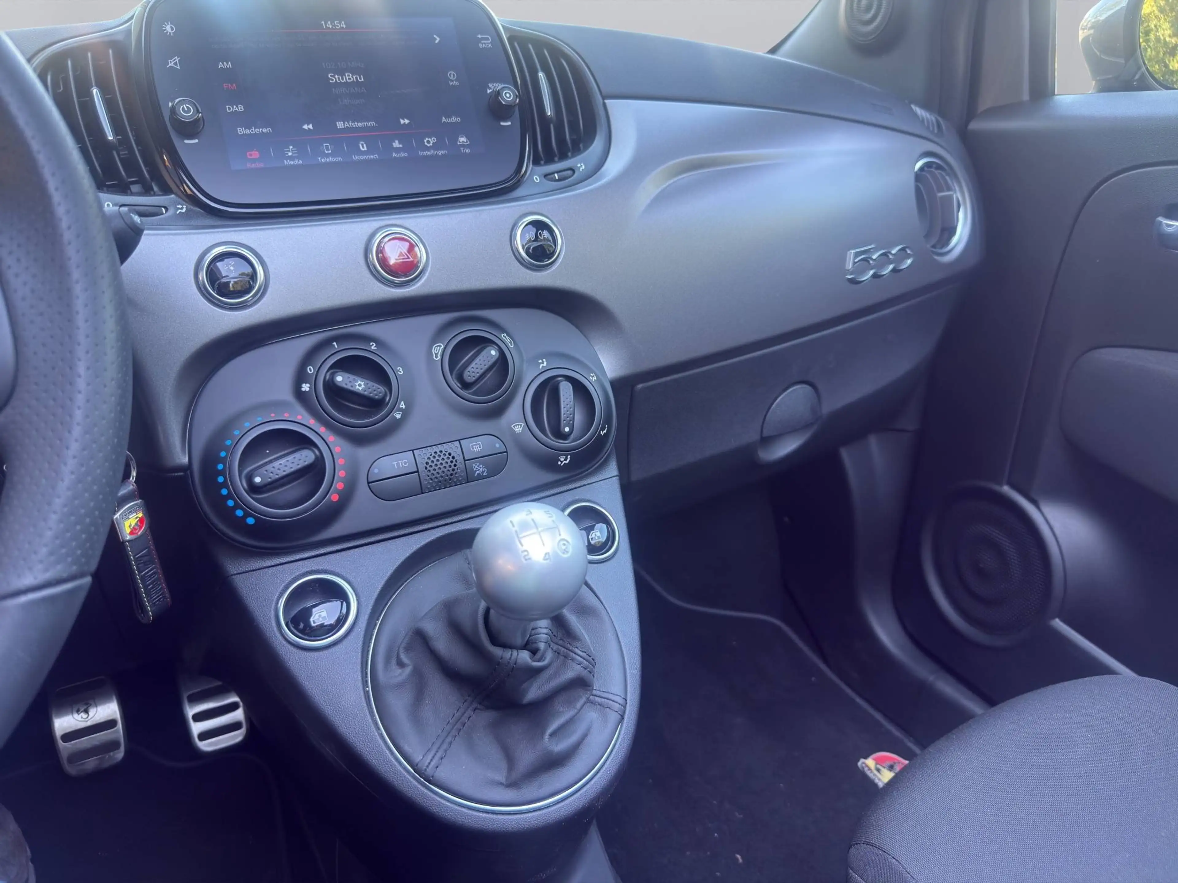 Abarth 500 abarth 500 cabrio — photo 13